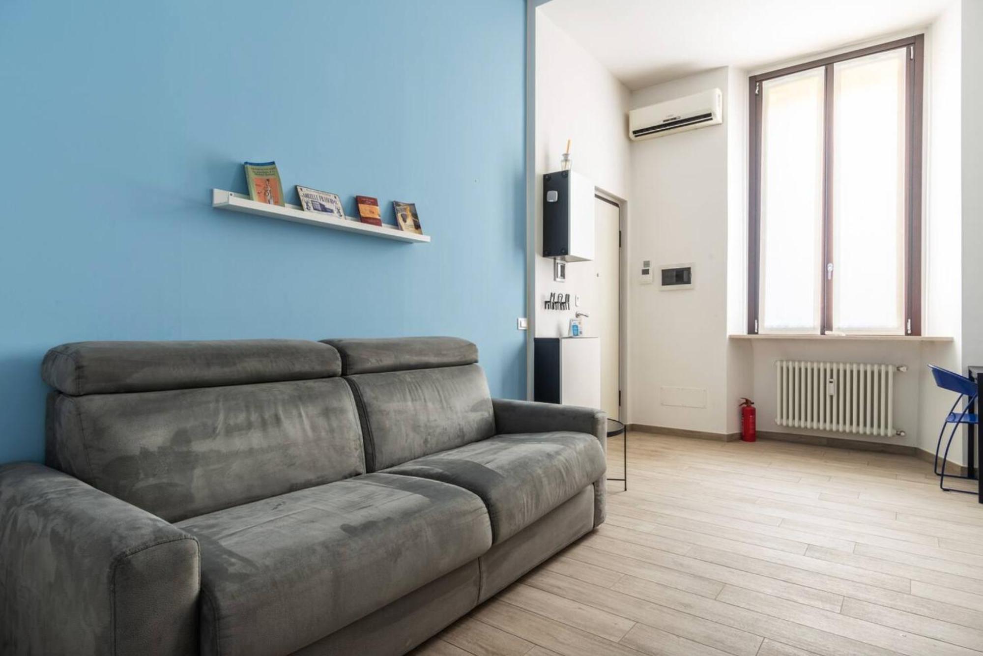 In Piazza A Isola Apartment Милано Екстериор снимка